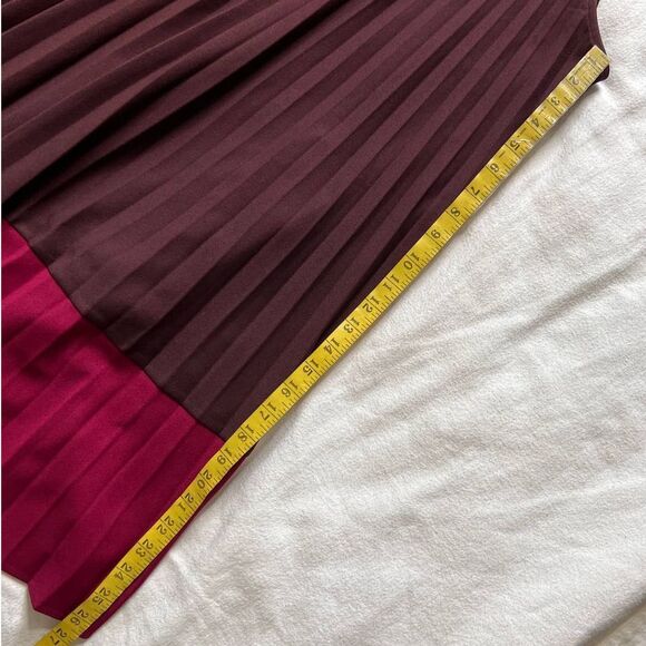 Alfani Color Blocked Blush/Purple/Pink Mock Neck Pleated Sleeveless Dress- 8 - Picture 7 of 13